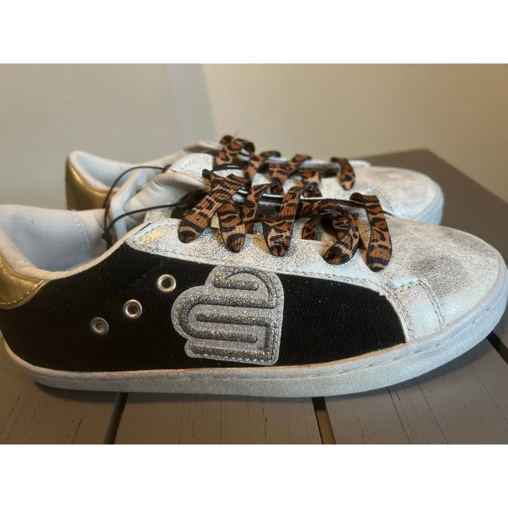 NEW Justice glitter leopard black and silver and gold Court Sneaker, Size 4 girl